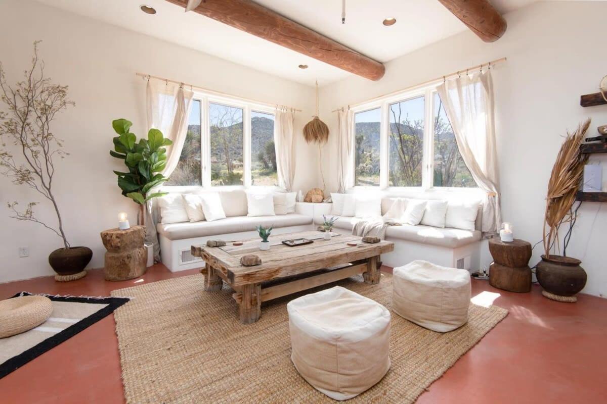 Renovated Lodge - Room 3 With Pool Access Joshua Tree Eksteriør billede