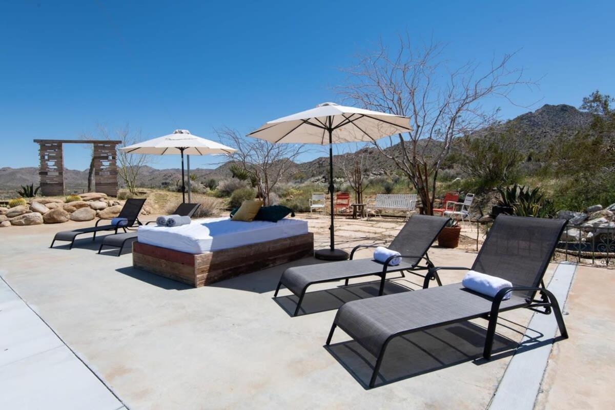 Renovated Lodge - Room 3 With Pool Access Joshua Tree Eksteriør billede