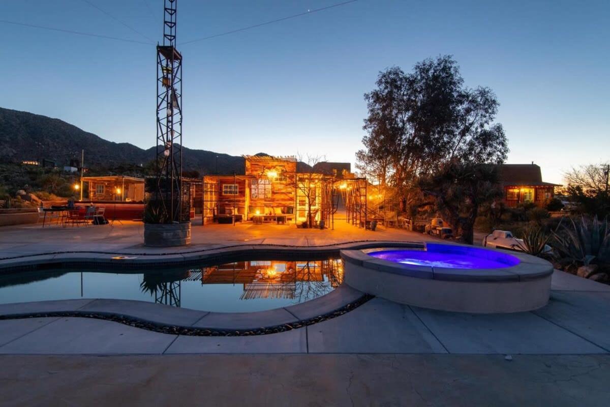 Renovated Lodge - Room 3 With Pool Access Joshua Tree Eksteriør billede
